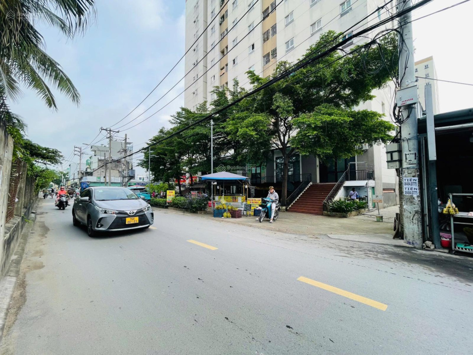 Khu phân lô đường HÀ HUY GIÁP, P THẠNH XUÂN, Q12, dt 70m2 (5,5mx13m), đường 7m, giá 5tỷ